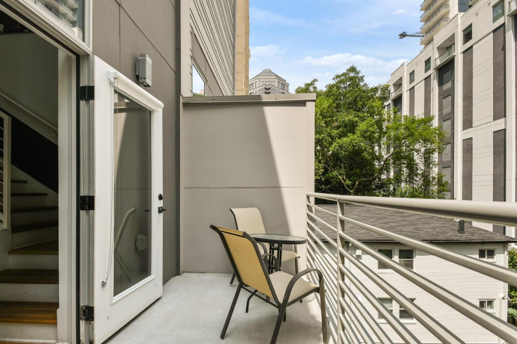Stupendous Heart Of Piedmont Park Two Story Loft Leilighet Atlanta Eksteriør bilde