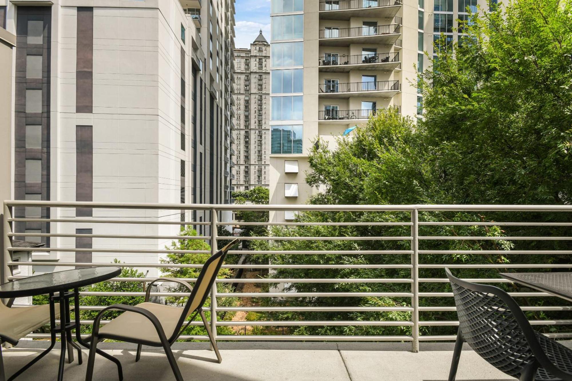 Stupendous Heart Of Piedmont Park Two Story Loft Leilighet Atlanta Eksteriør bilde